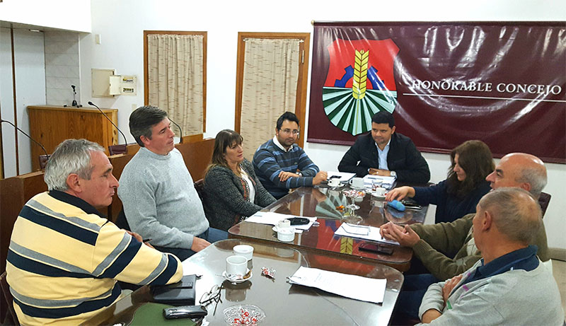 Directivos del Hospital SAMCo, estuvieron presentes en el Concejo Municipal